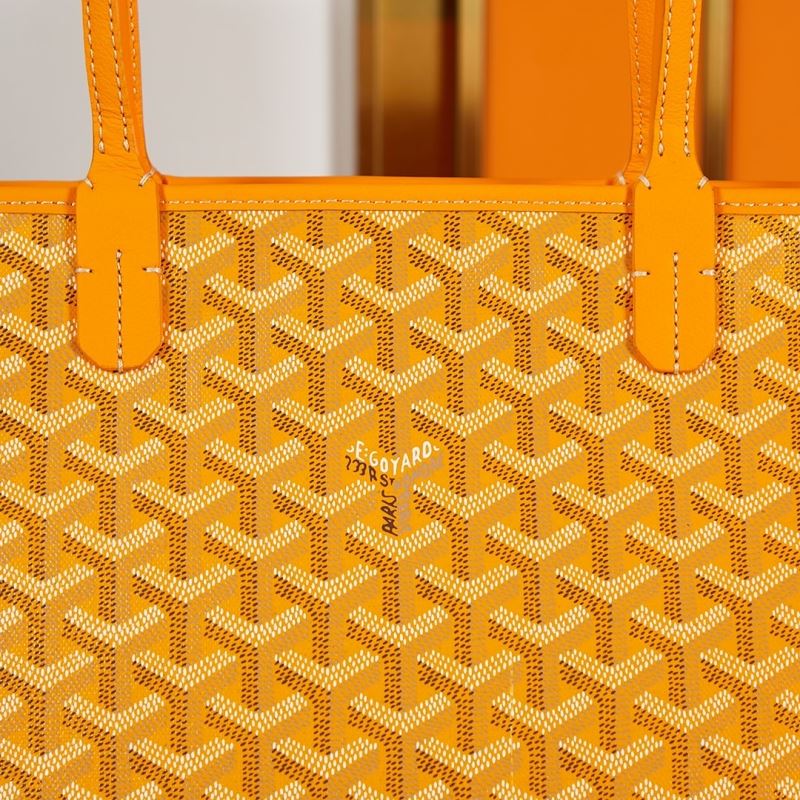 Goyard Shopping Bags